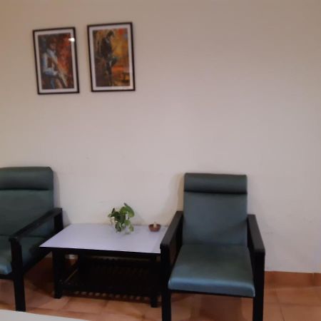 Palm Grove 1 Bhk Apartment At Candolim Beach With Free Wifi Exterior photo